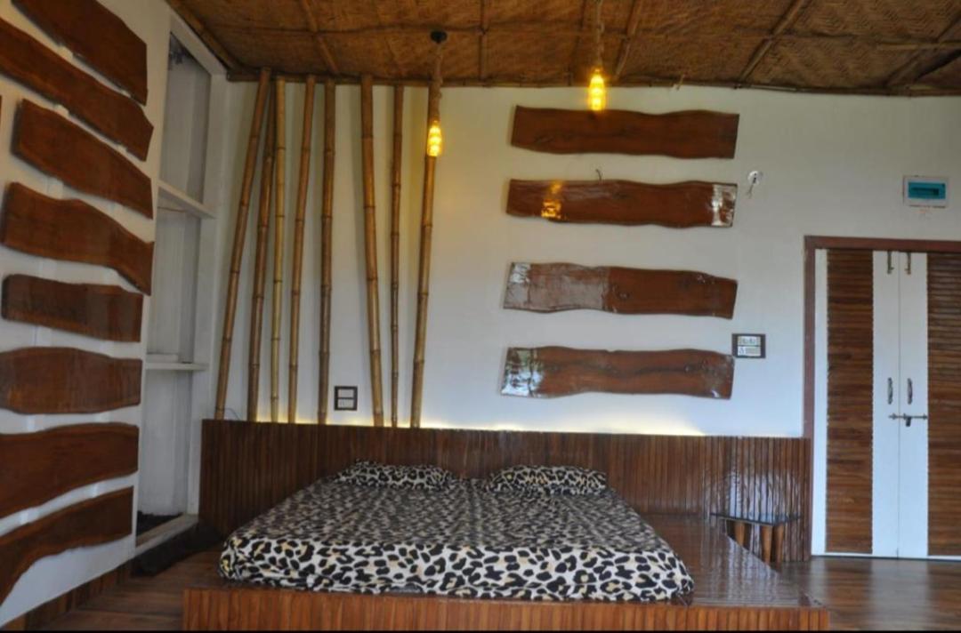 Leopard Farmhouse Mhow Exterior foto